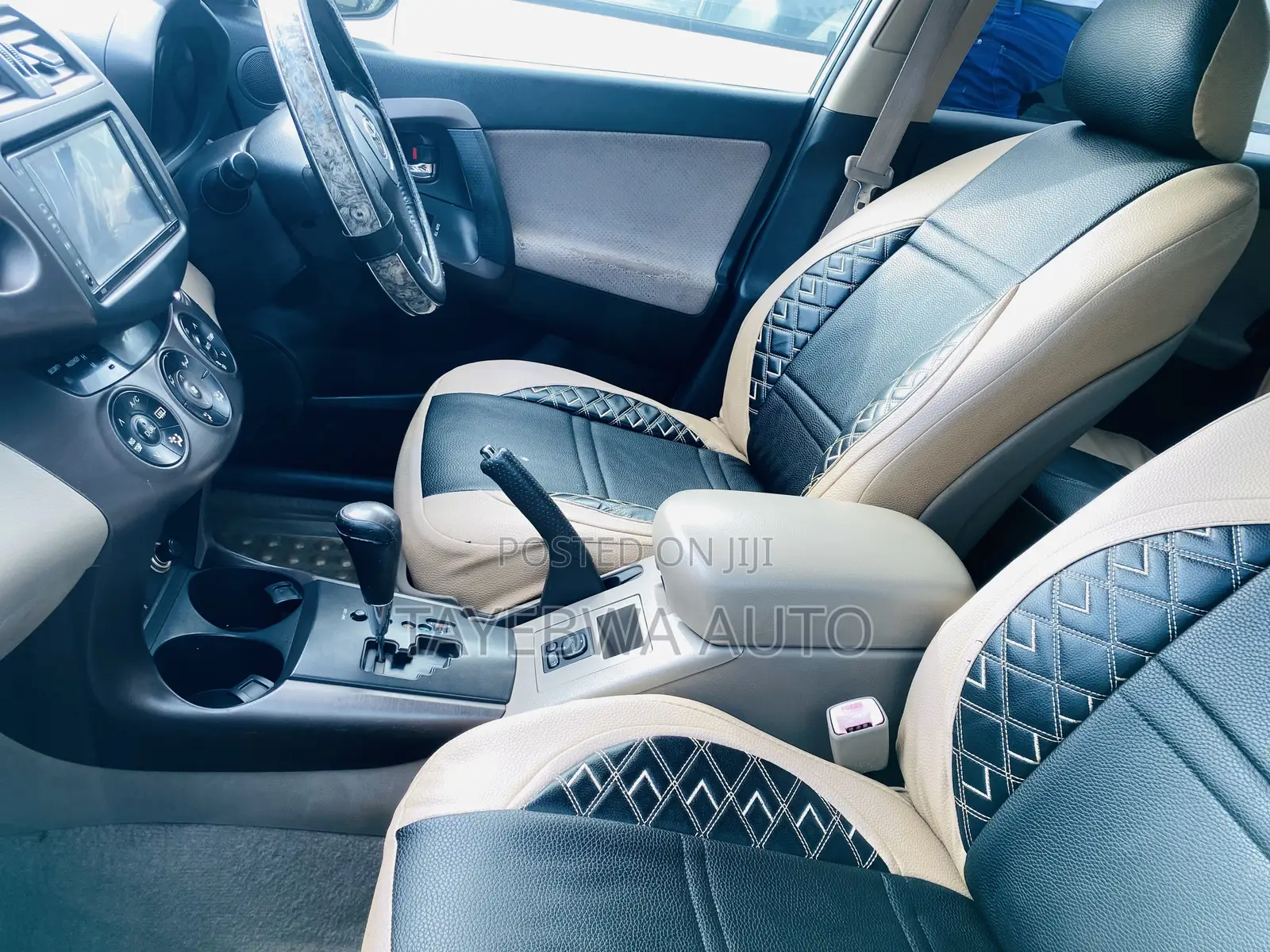 Toyota Vanguard 2008 Silver