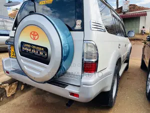 Toyota Land Cruiser Prado 2.7 16V 5dr 2000 White
