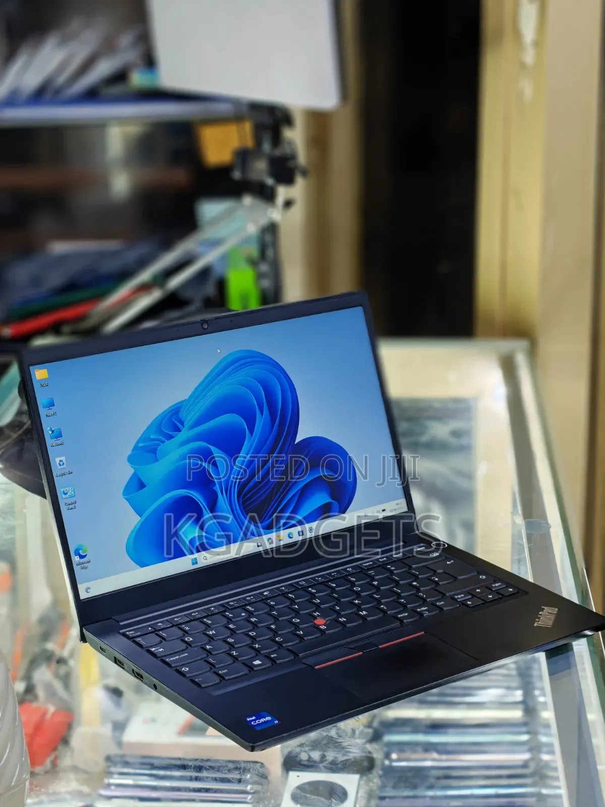 Laptop Lenovo ThinkPad E14 Gen 2 8GB Intel Core i7 SSD 512GB