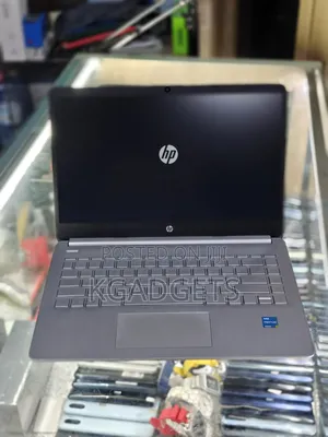 New Laptop HP 14S 4GB Intel Core 2 Duo SSD 128GB
