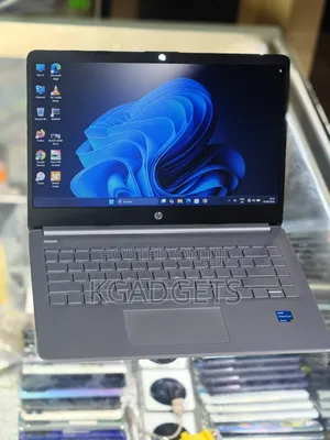 New Laptop HP 14S 4GB Intel Core 2 Duo SSD 128GB