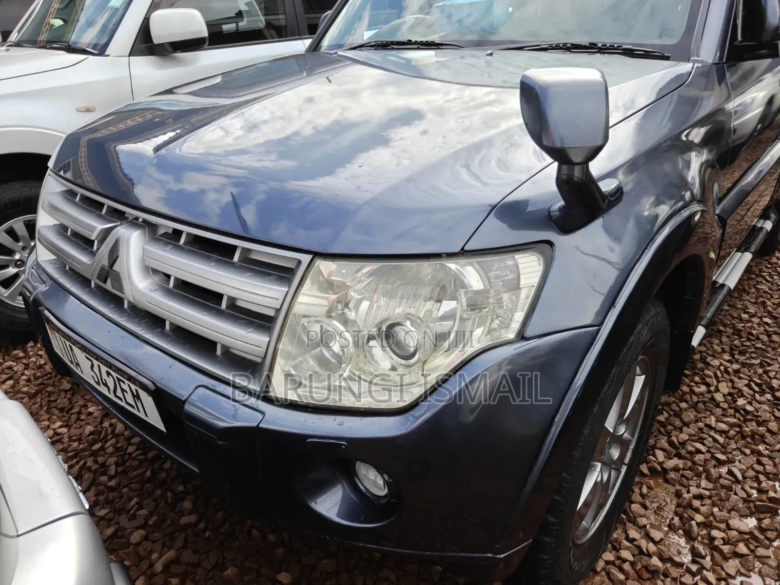 Mitsubishi Pajero 2010 Gray