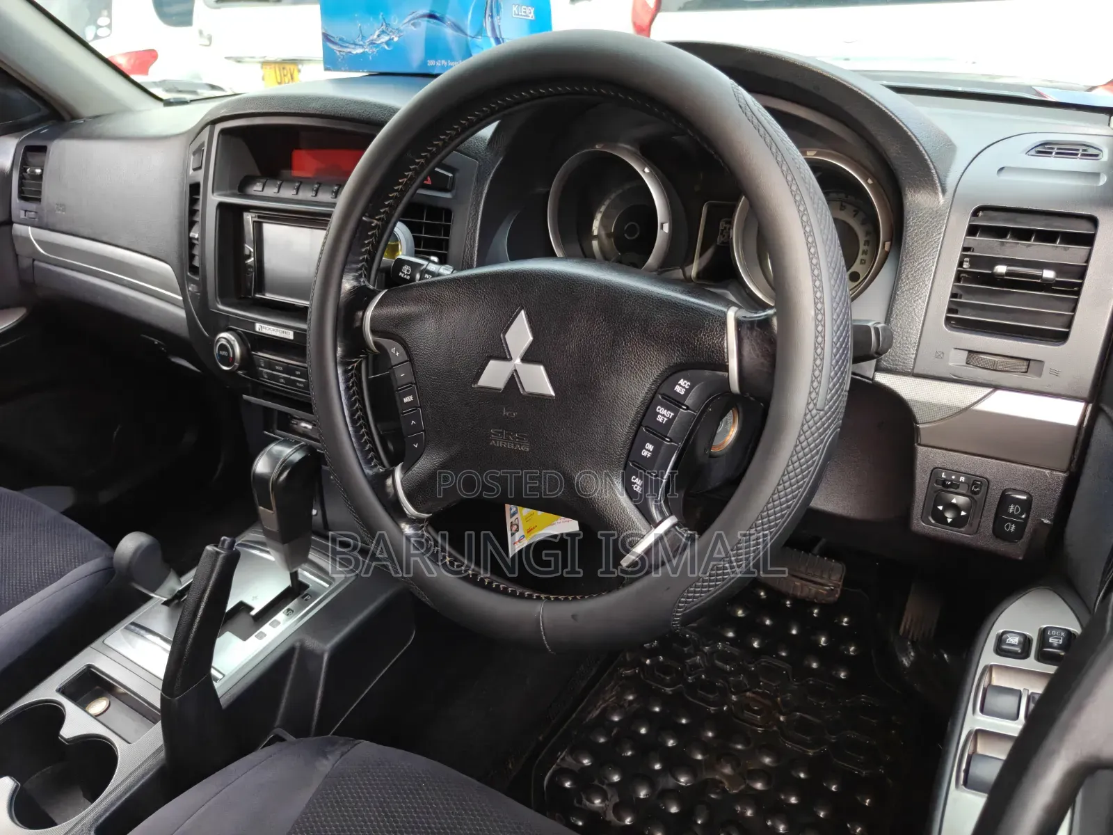 Mitsubishi Pajero 2010 Gray