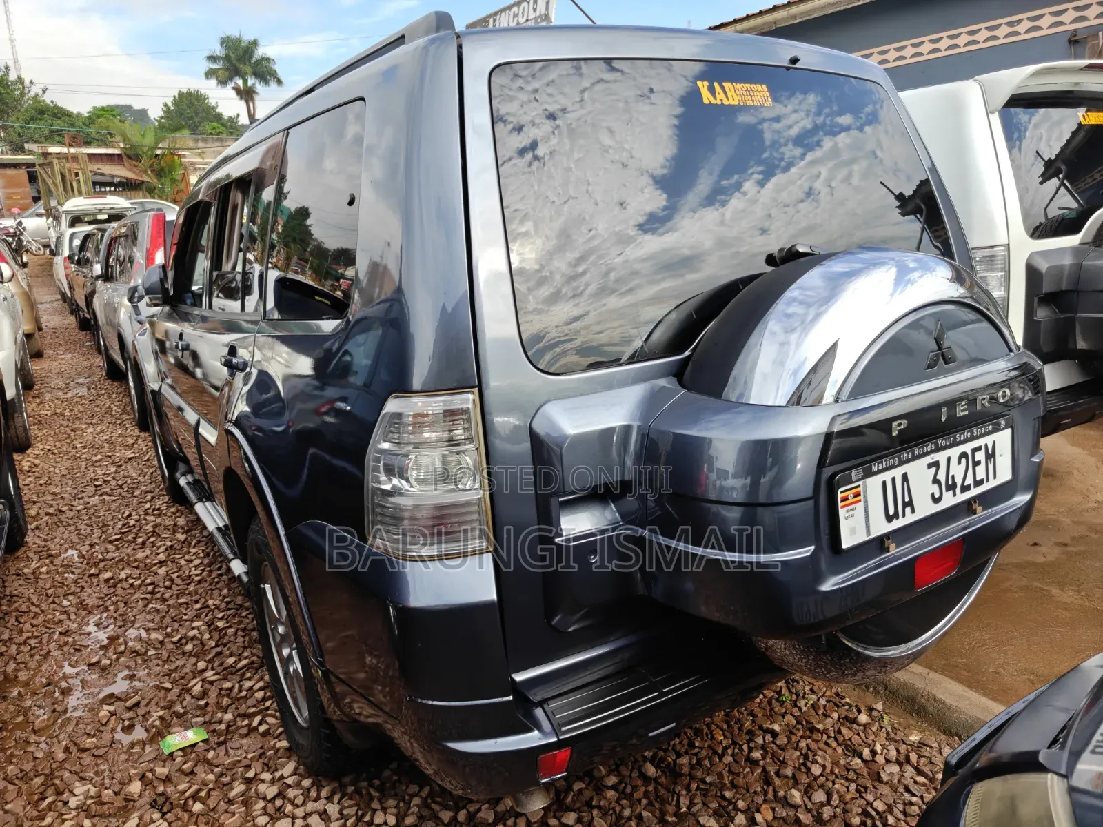 Mitsubishi Pajero 2010 Gray