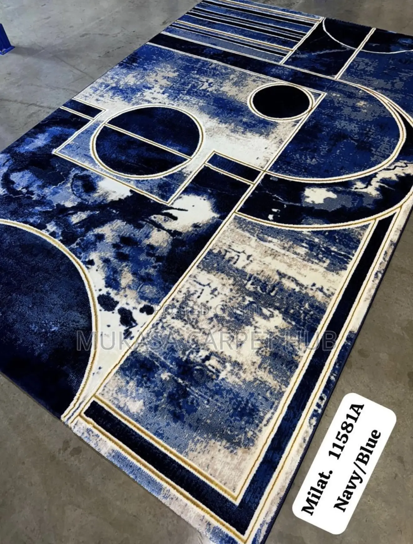 Premium Centre Rug – Perfect for Modern Interiors