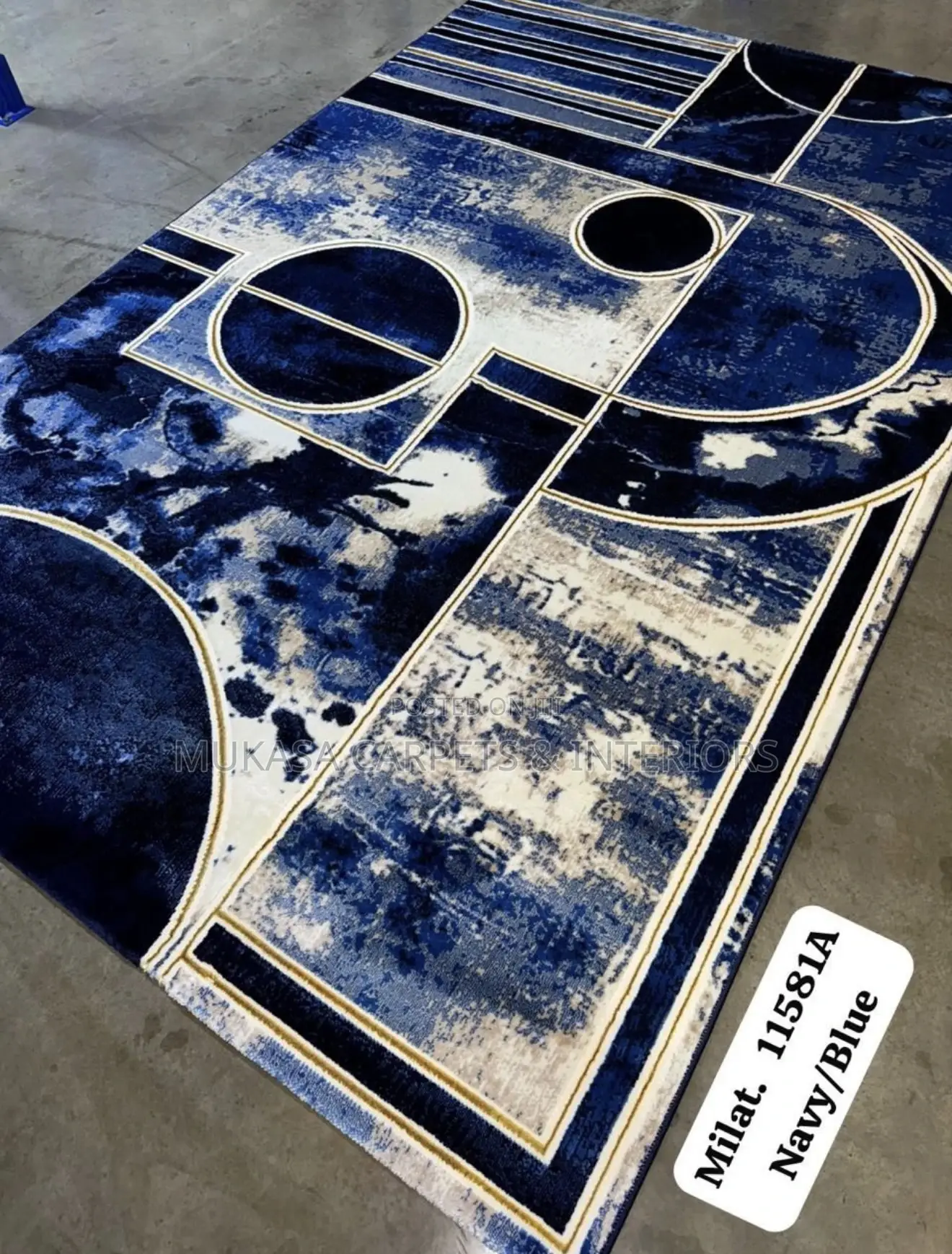 Premium Centre Rug – Perfect for Modern Interiors