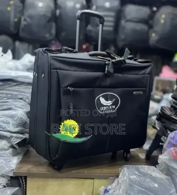 Black Luxury Suit Carrier