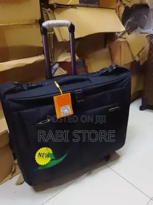 Black Luxury Suit Carrier