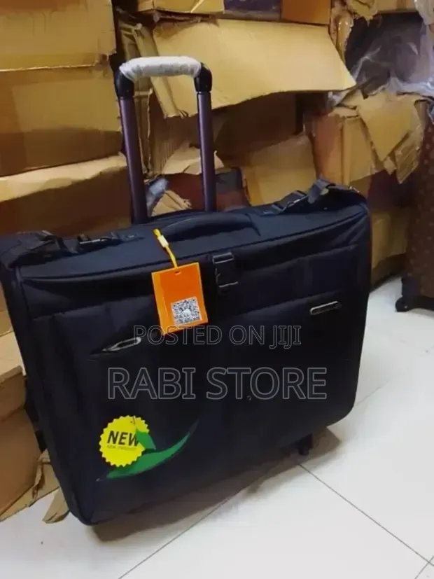 Black Luxury Suit Carrier