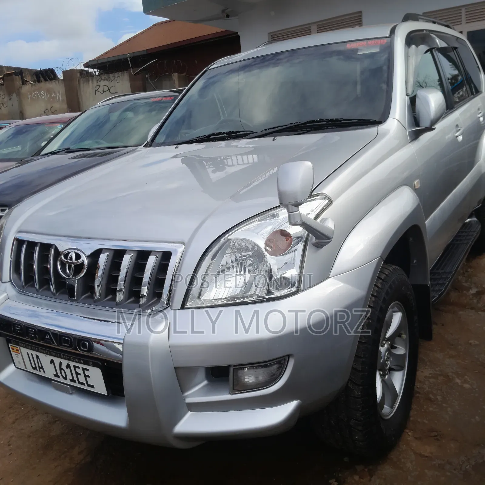 Toyota Land Cruiser Prado 2017 Silver