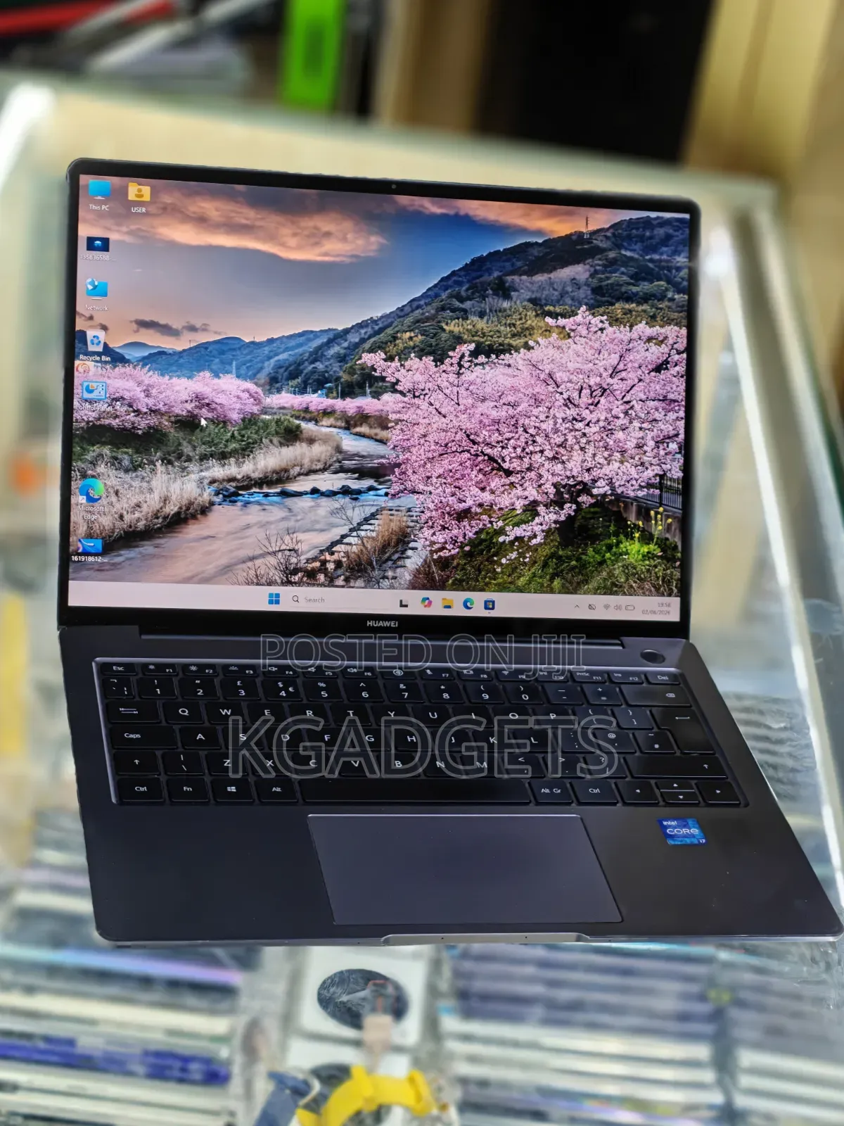 Laptop Huawei MateBook HZ-W19 16GB Intel Core i7 SSD 256GB