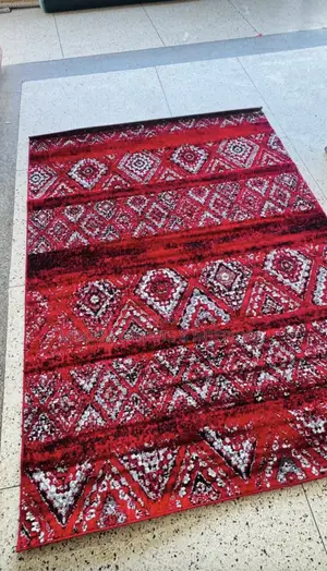 Elegant Floral Centre Carpet