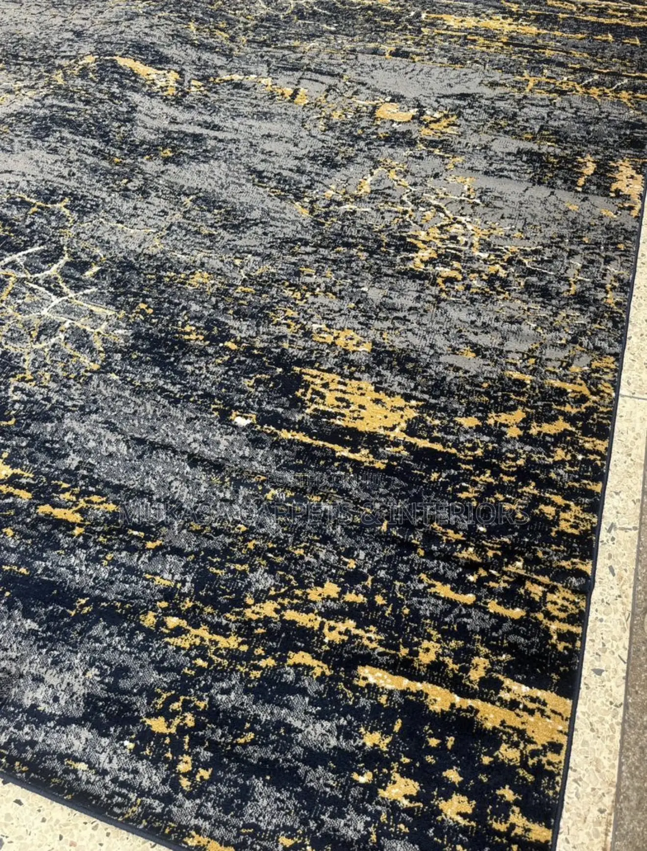 Modern Centre Rug for Apartments Homes