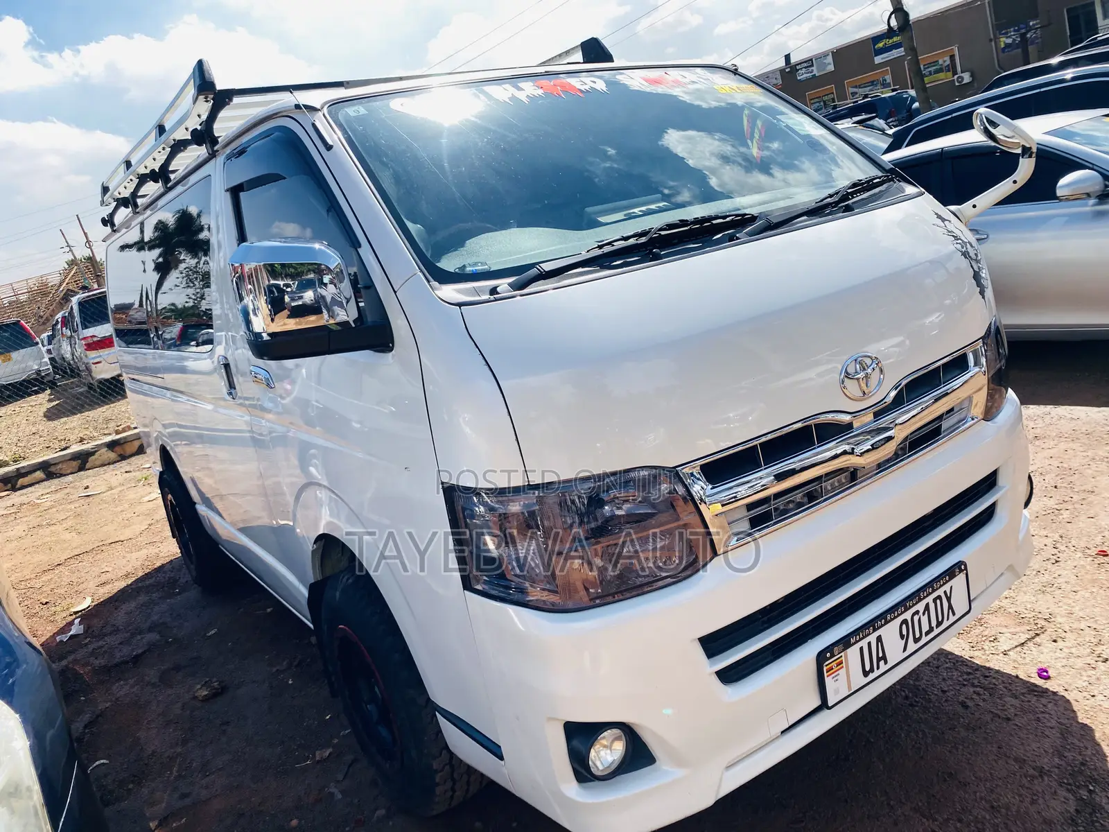 Toyota Grand HiAce 2015 White