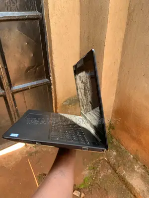 Laptop Dell Latitude 3590 8GB Intel Core i5 SSD 256GB