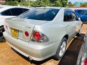 Toyota Altezza 2004 Silver