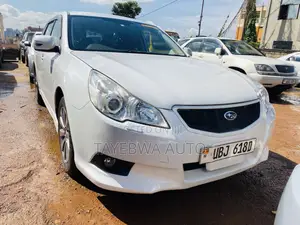 Subaru Legacy 2009 White