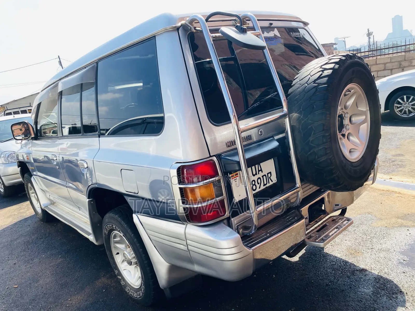 Mitsubishi Pajero Junior 1997 Silver