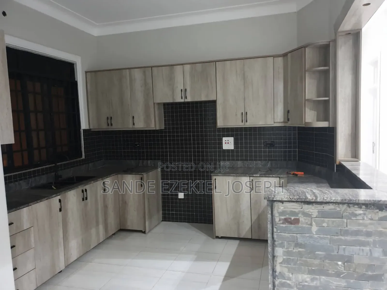 Furnished 4bdrm House in Seeta-Namuganga for sale