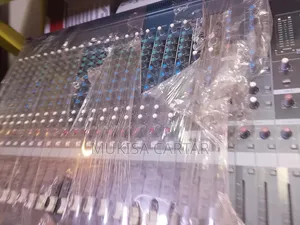 Yamaha 24ch Mixer Pro