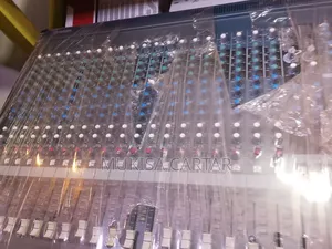 Yamaha 24ch Mixer Pro