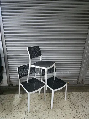 Ergonomic Hybrid Plastic Chairs Plastic Chairs