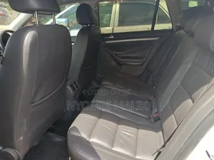 Volkswagen Golf 2008 White