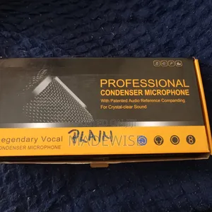 Selling This Studio Microphone With a Sound Card