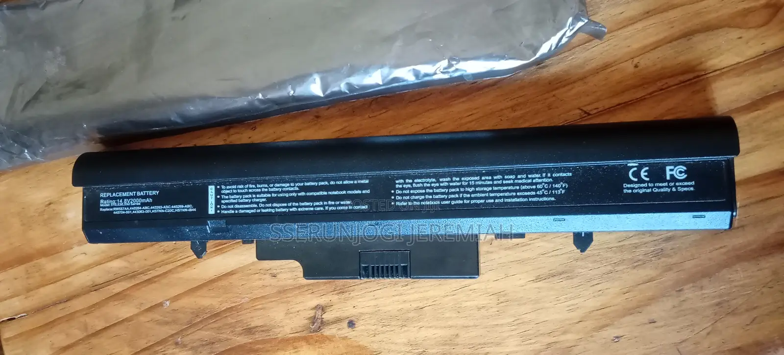 Hp Laptop Battery 14.8v 2000mah (Hstnn-Ib44 / Rw557aa)