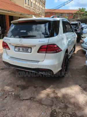 Mercedes-Benz GLE-Class 2018 White