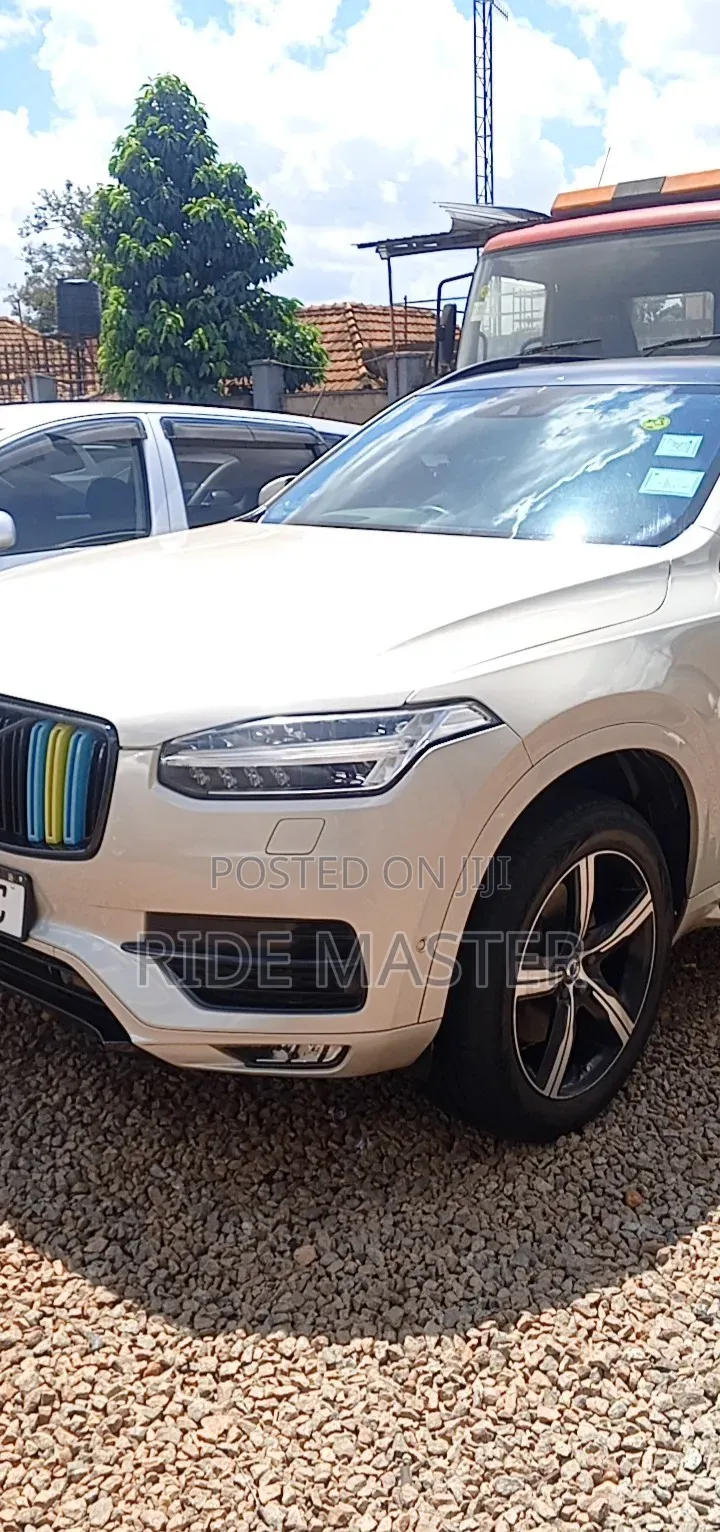 Volvo XC90 2018 Gray