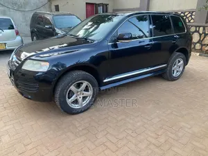Volkswagen Touareg 2012 Black