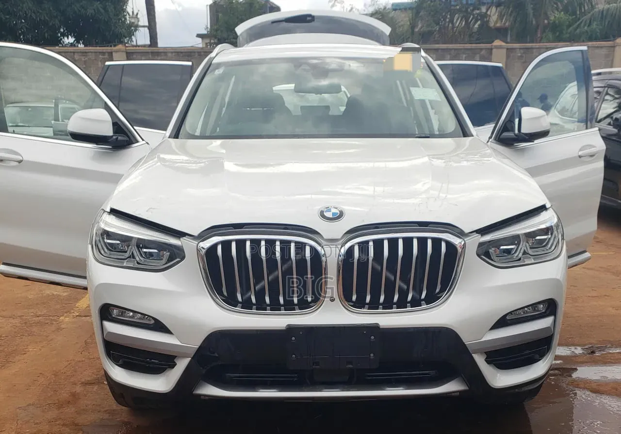 BMW X3 xDrive30i AWD 2018 White