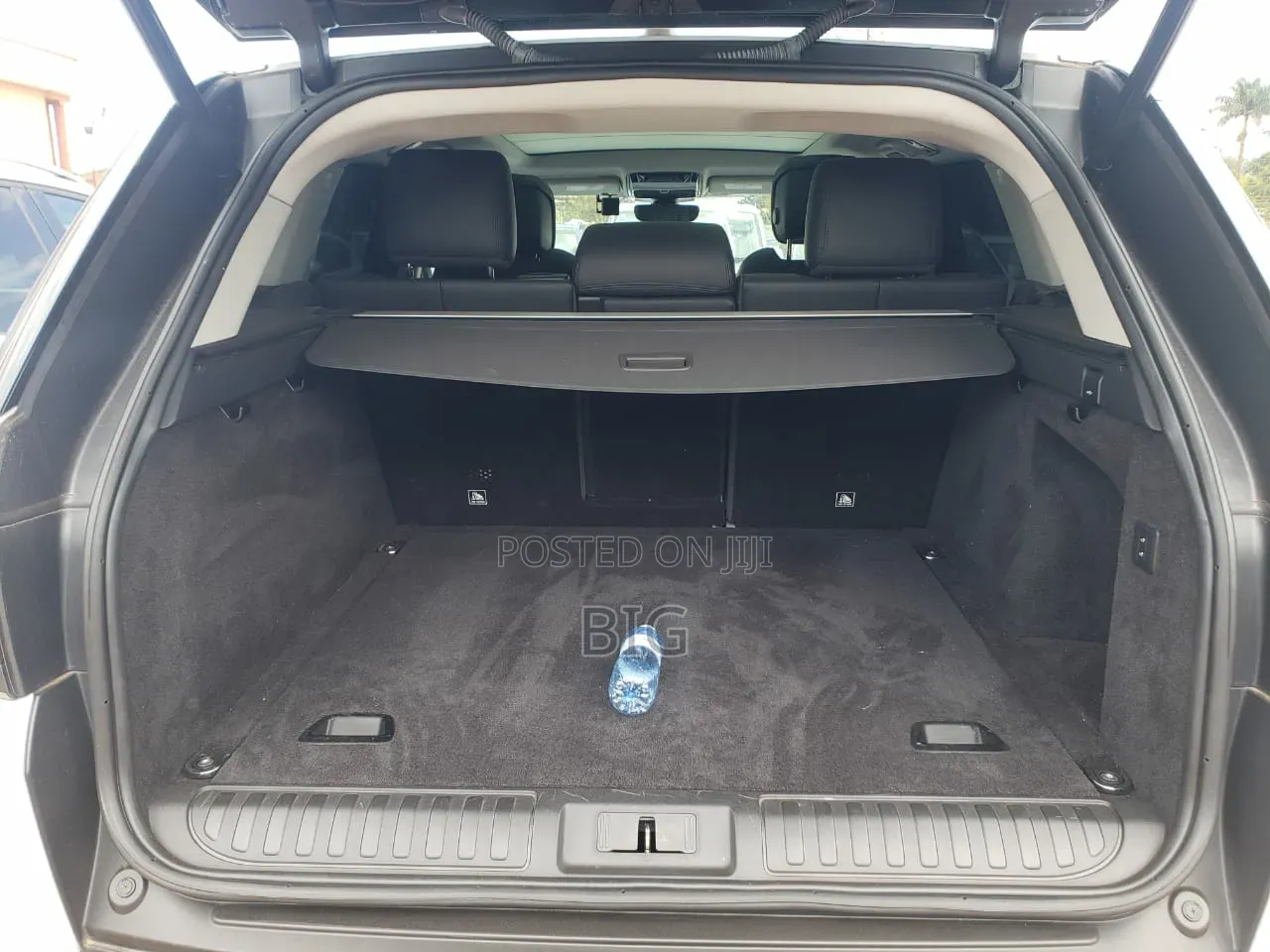 Rover 3500 2019 White