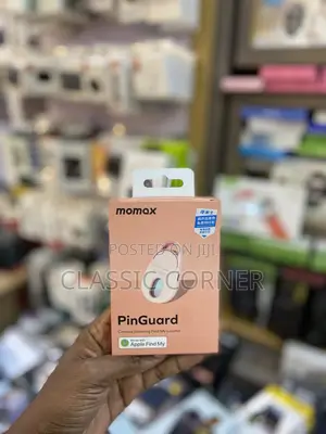 Momax Pin Guard Find My Bluetooth Tracker With Anti Spy Camera Detect