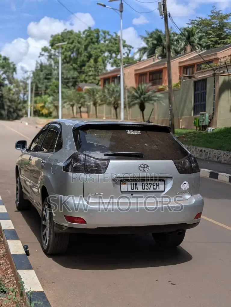 Toyota Harrier 2007 Silver