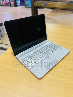New Laptop HP 15-dw0037wm 8GB AMD Ryzen 5 SSD 256GB