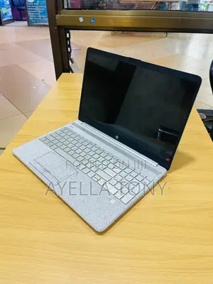 New Laptop HP 15-dw0037wm 8GB AMD Ryzen 5 SSD 256GB