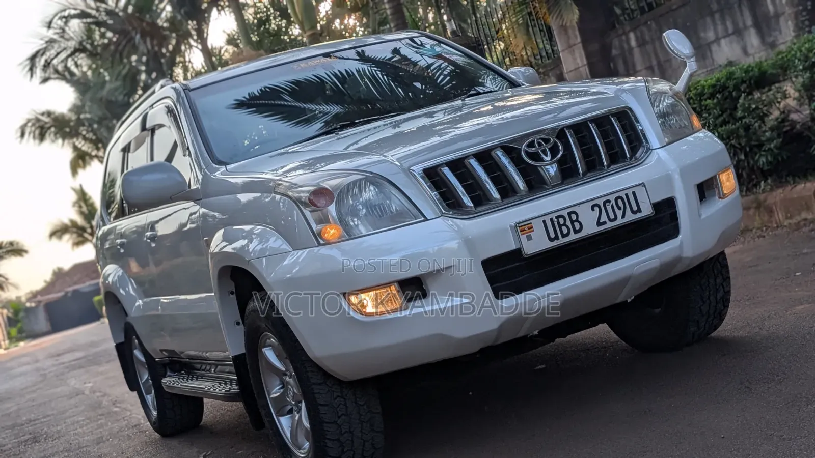 Toyota Land Cruiser Prado 2006 White