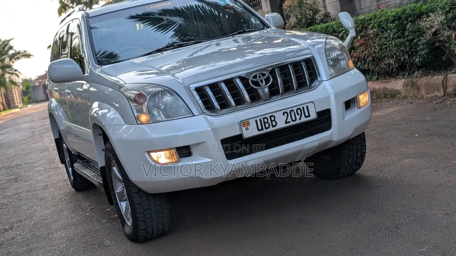 Toyota Land Cruiser Prado 2006 White