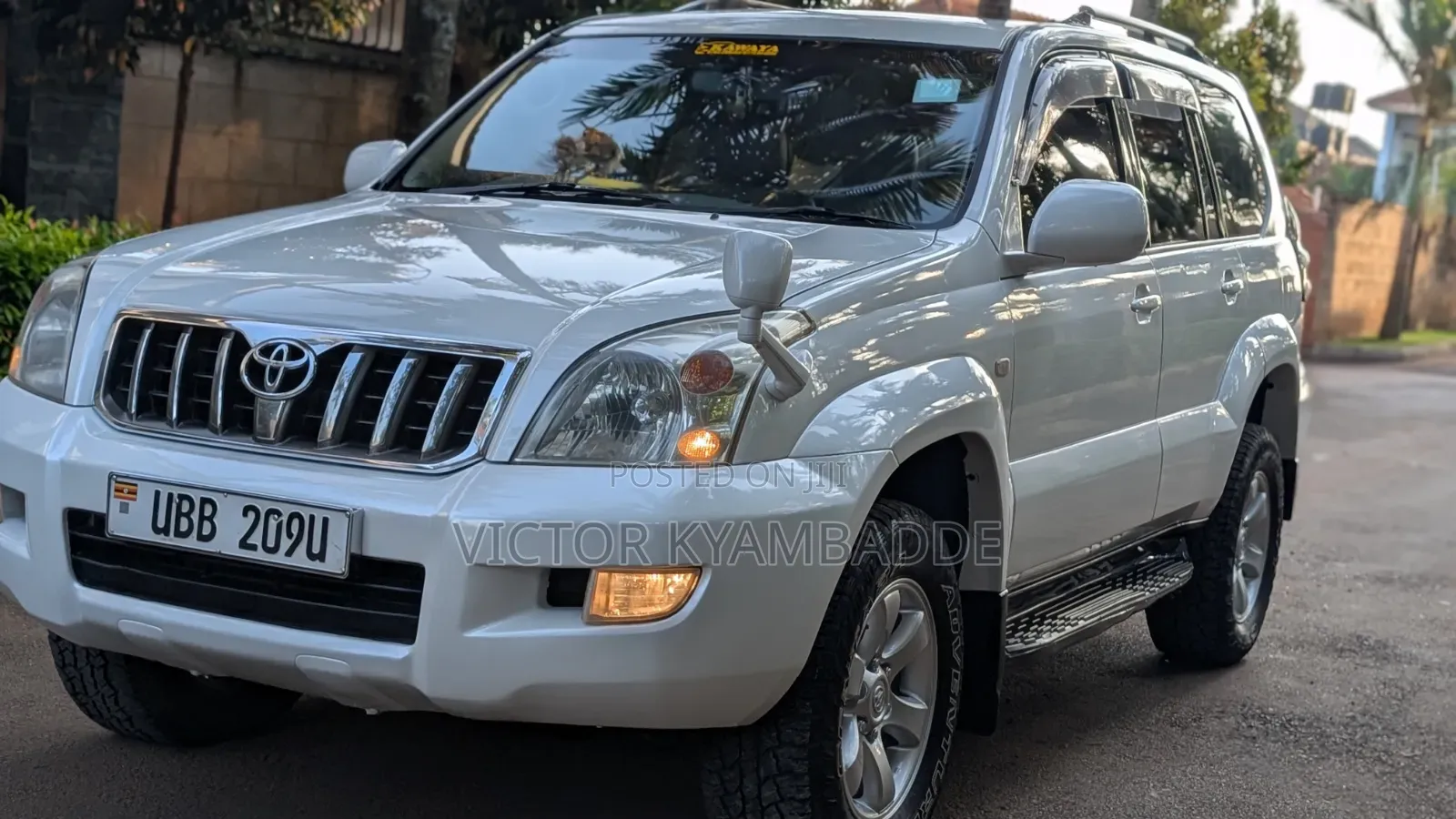 Toyota Land Cruiser Prado 2006 White