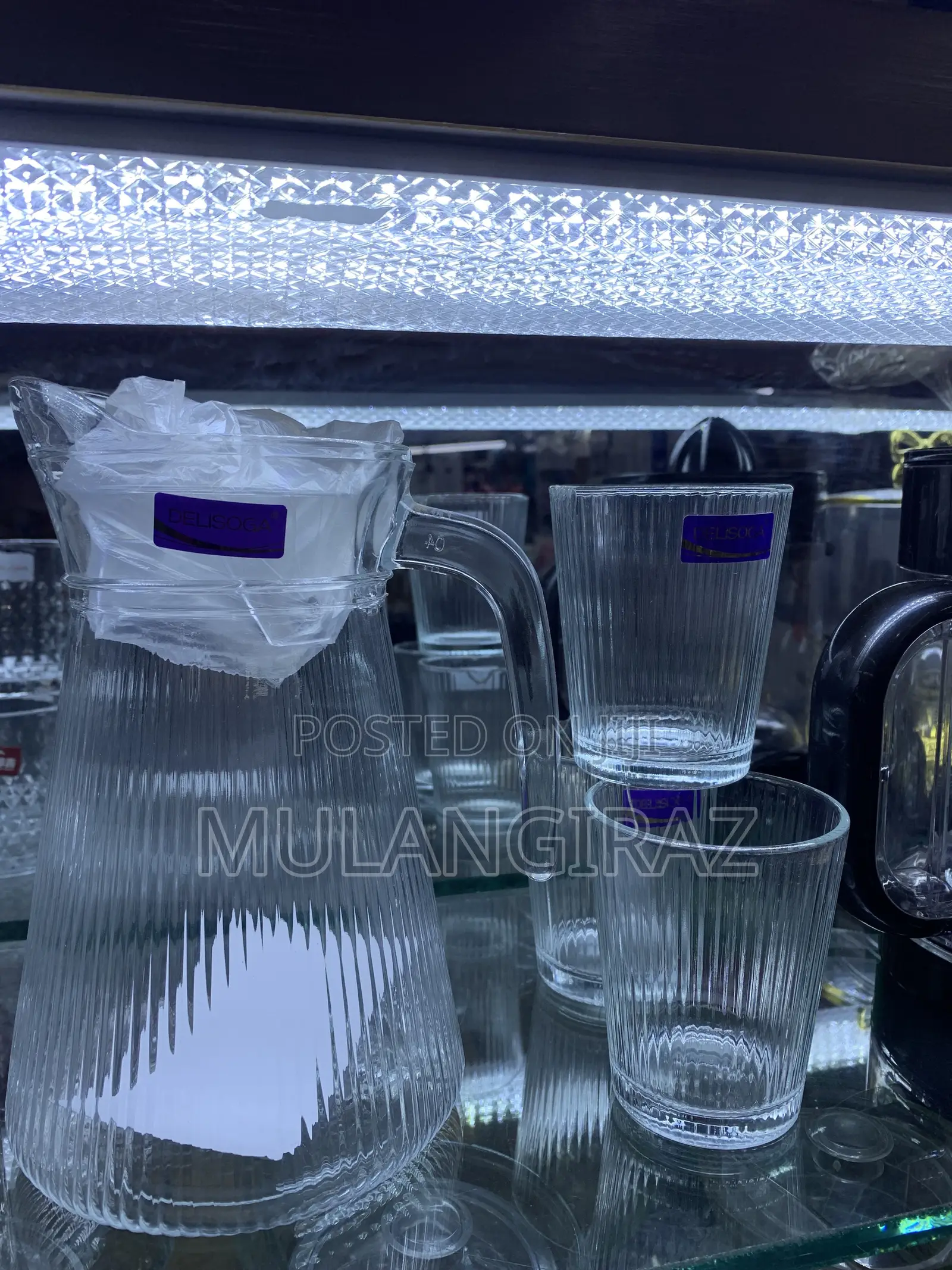 Water Jug and 4 Short Glasses