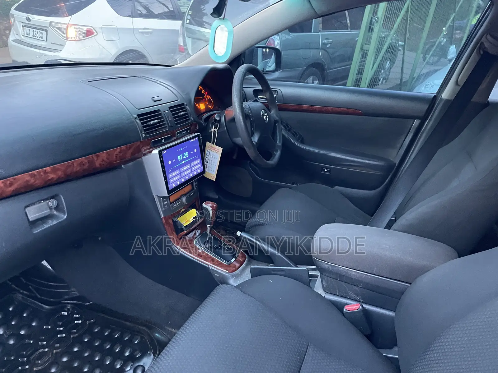 Toyota Avensis 2008 Black