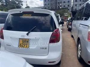 Toyota Corolla Spacio 2004 White