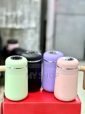 Leak-Proof Vacuum Cup With Handle – Designed for Life on the Go
