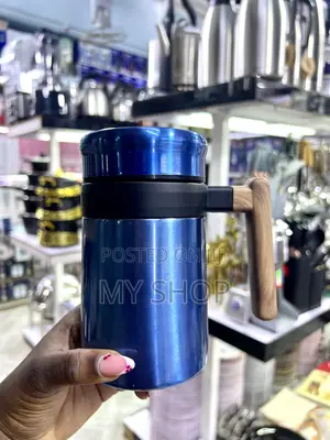 Durable Vacuum Travel Cup With Handle – Perfect for Office, School