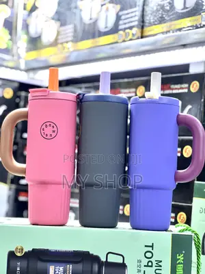 Stay Hydrated in Style With Our Premium Vacuum Cup With Handle