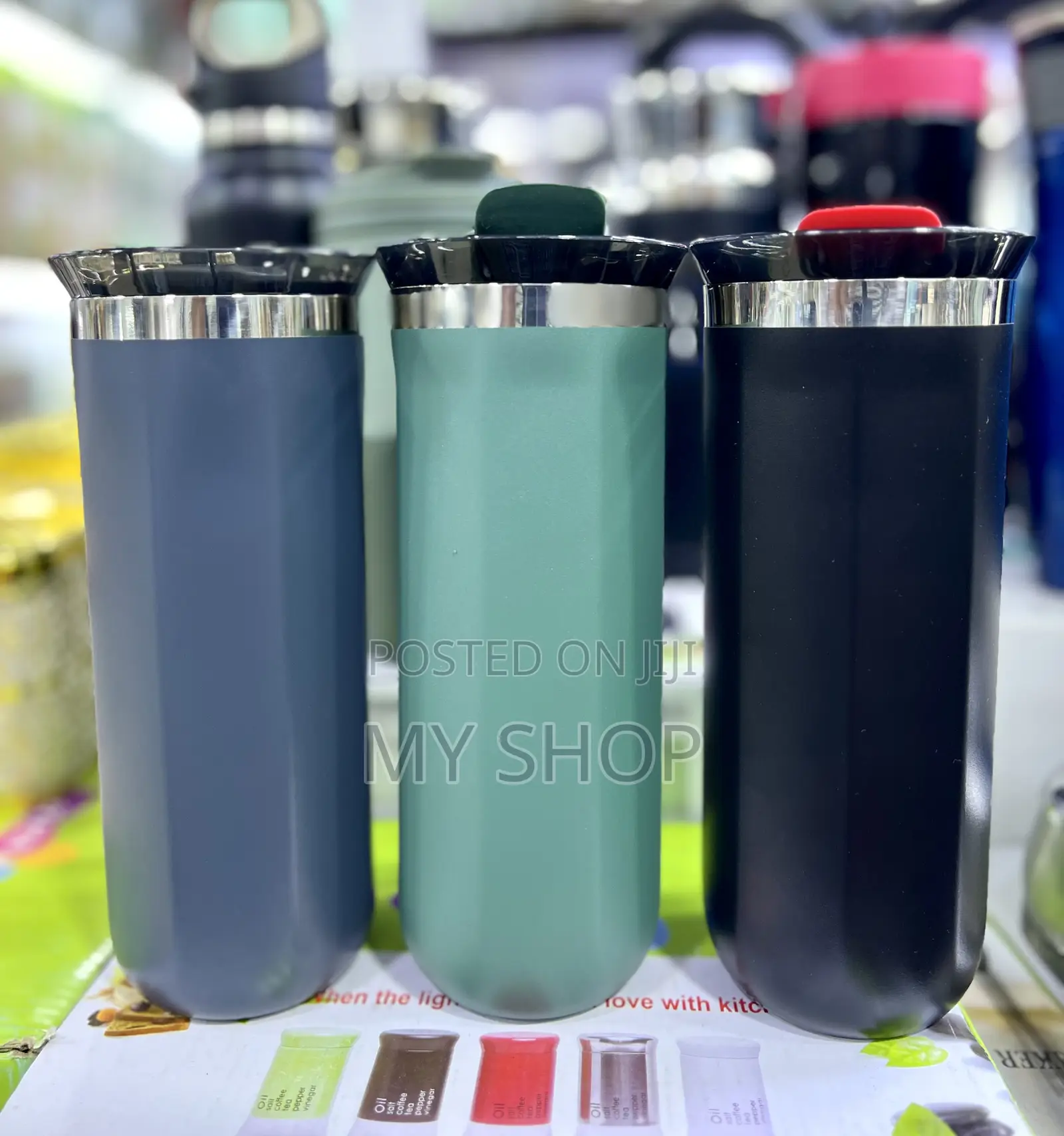 Modern Vacuum Cup for the Workplace – Sip in Style