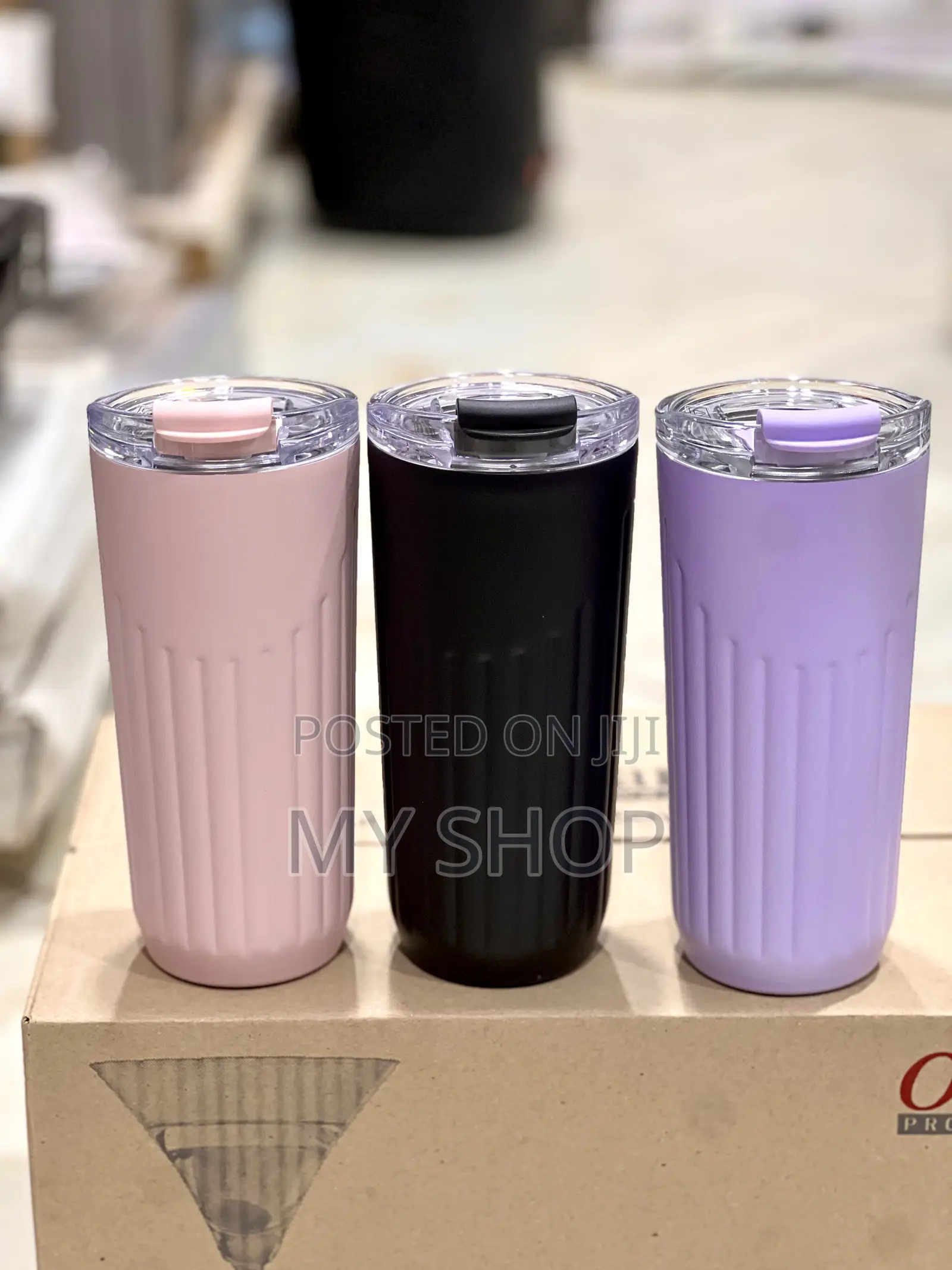 Leak-Proof Vacuum Cup – The Perfect Office Desk Accessory
