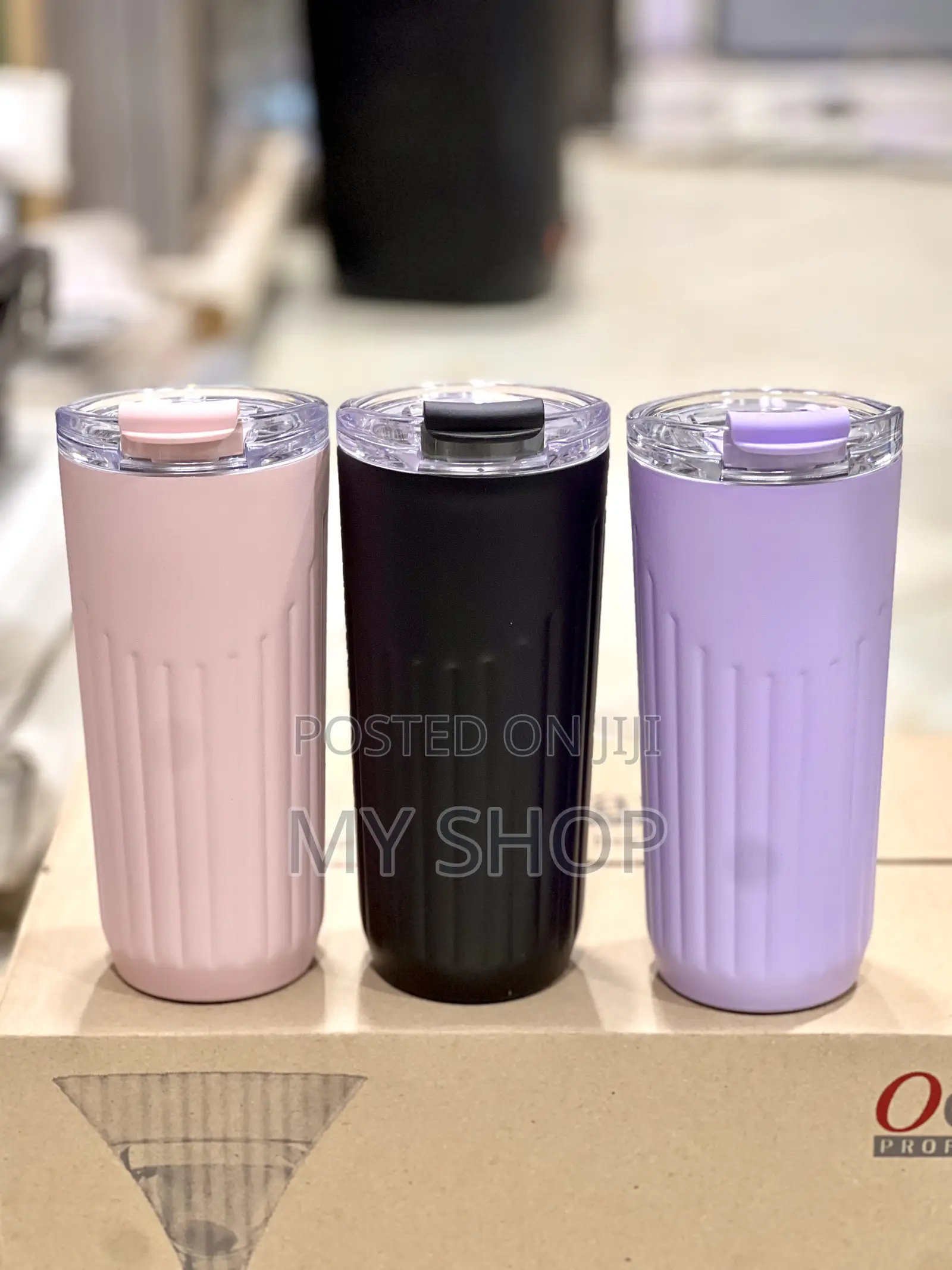 Leak-Proof Vacuum Cup – The Perfect Office Desk Accessory